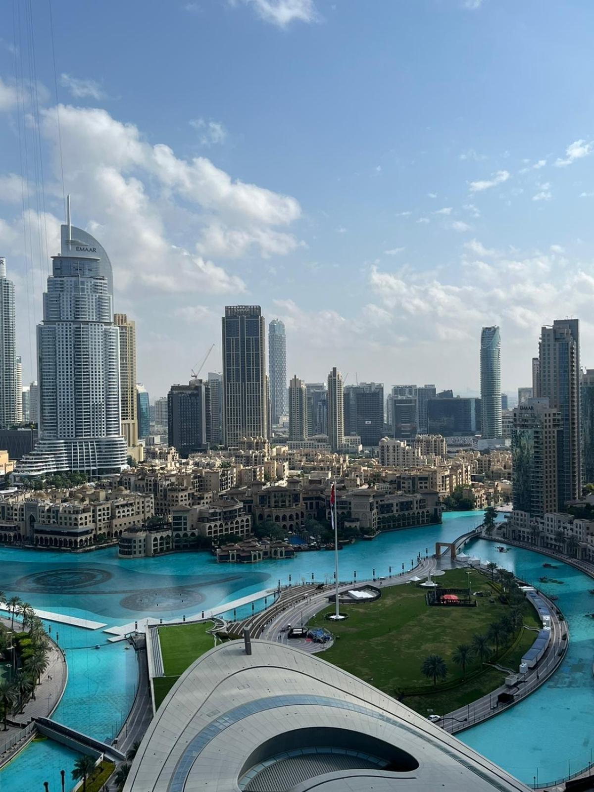Trinity Holiday Homes - Standpoint Tower Downtown Dubai Eksteriør billede